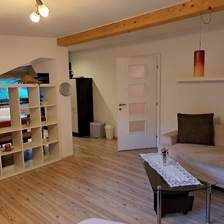 Apart Lisa Solden Bagian luar foto